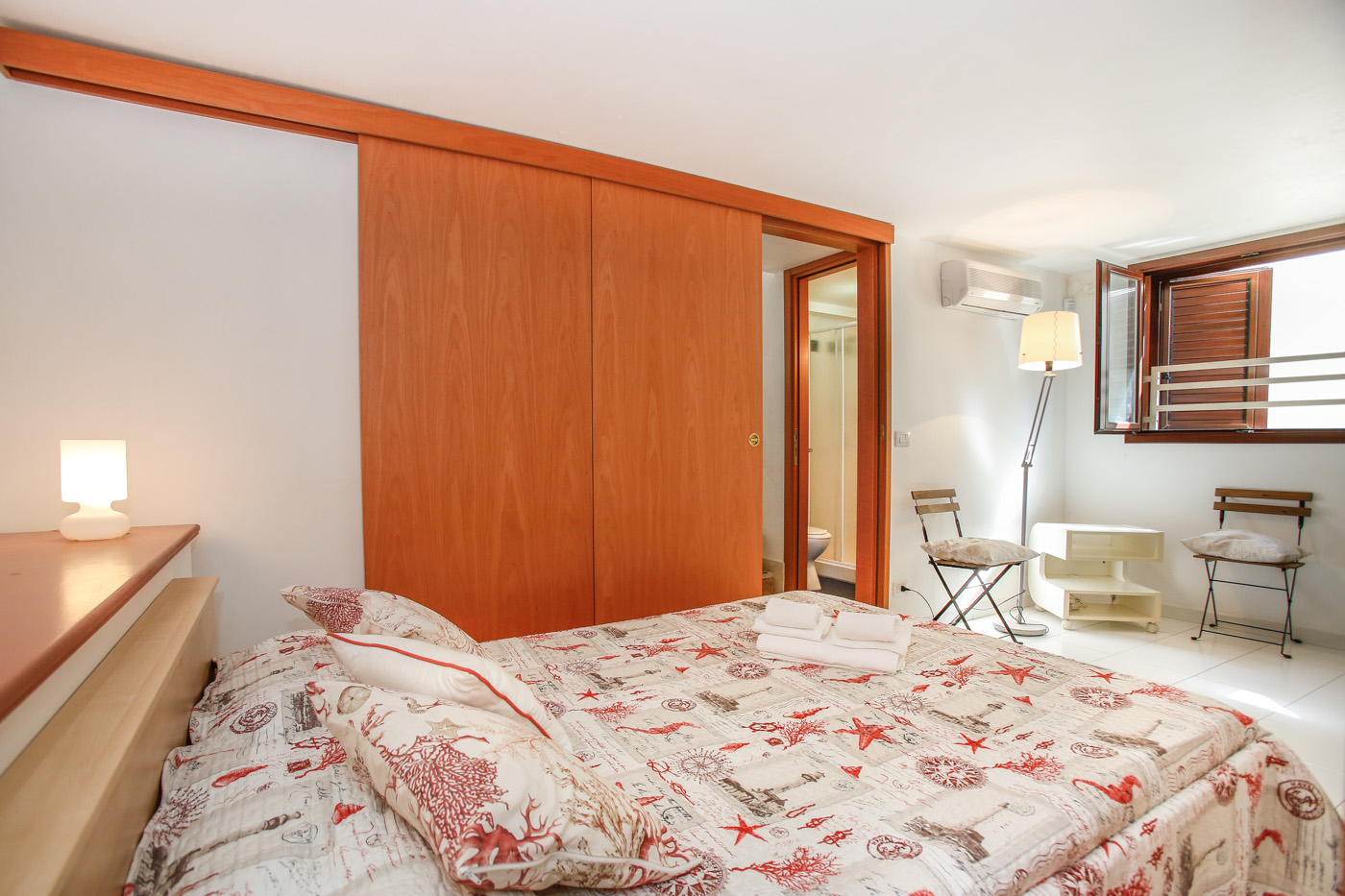 Camera matrimoniale al piano terra Casa Lido Donnalucata