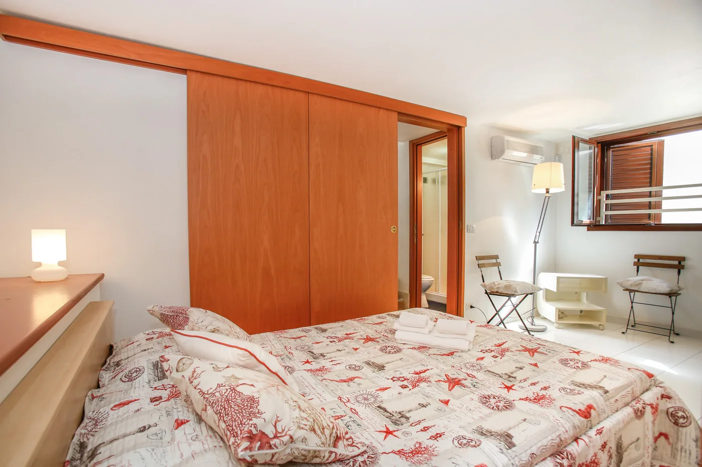 Camera matrimoniale al piano terra Casa Lido Donnalucata